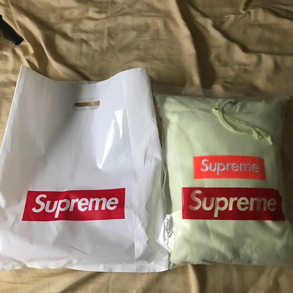 Supreme box logo hoodie